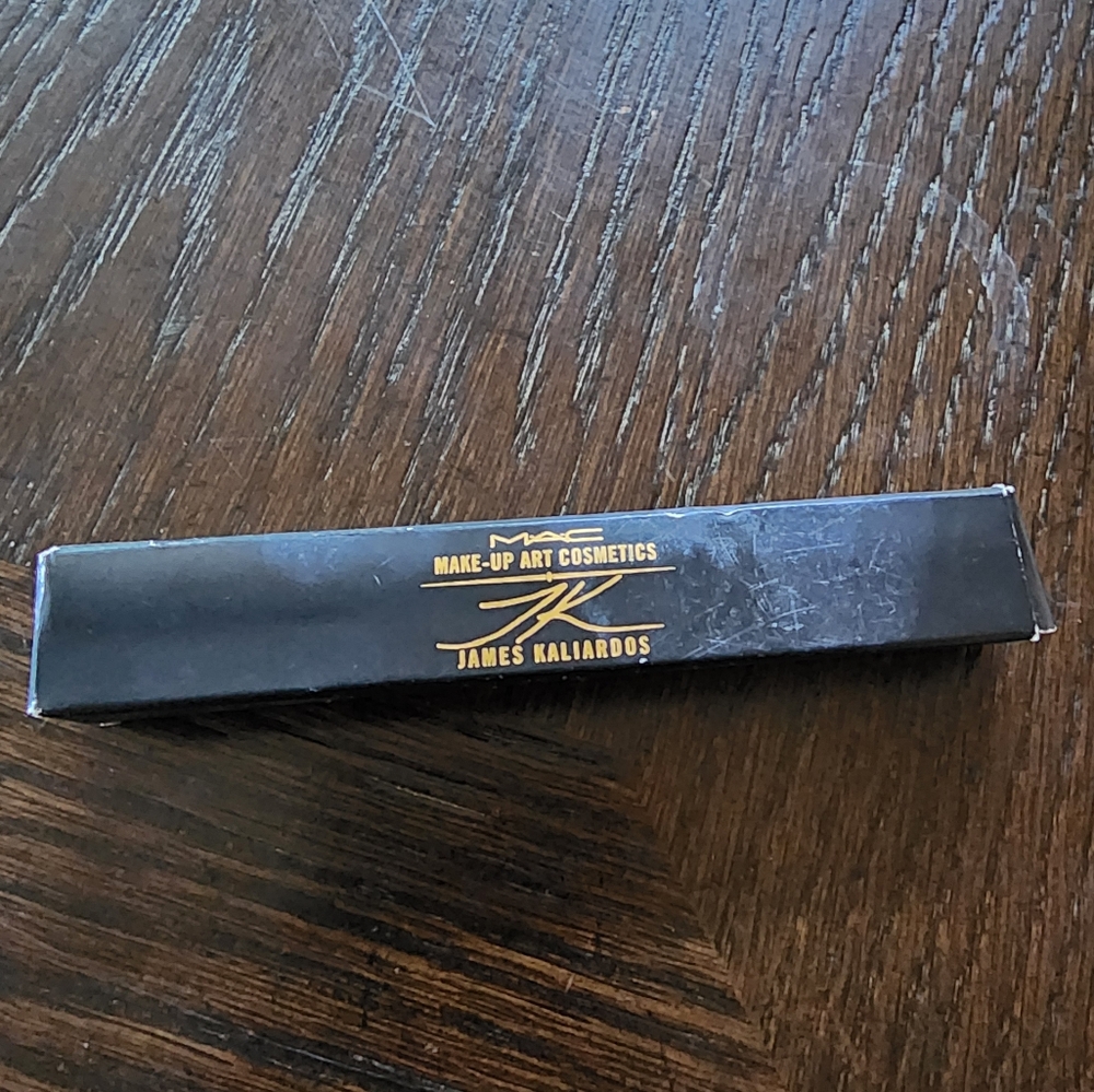 Mac James Kaliardos Lipgloss (2017) - Picture 2 of 2